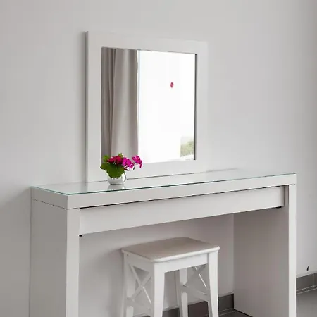 Seafront Sea Gem - Private Area & Infinity Pool * Polis