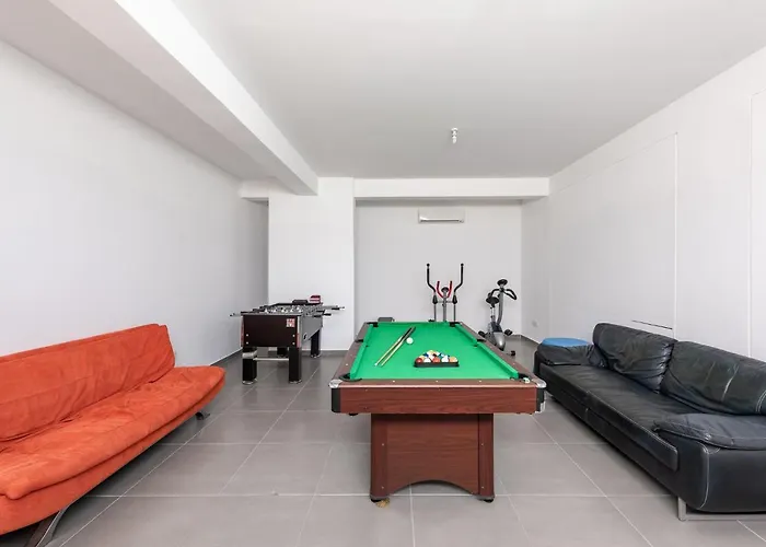 Seafront Sea Gem - Private Area & Infinity Pool