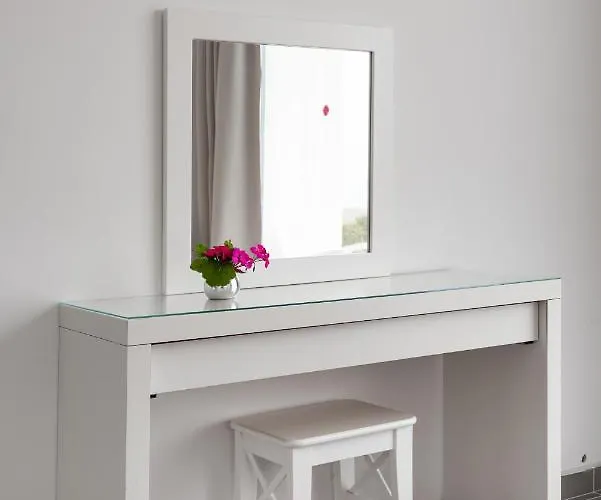 Seafront Sea Gem - Private Area & Infinity Pool * Polis