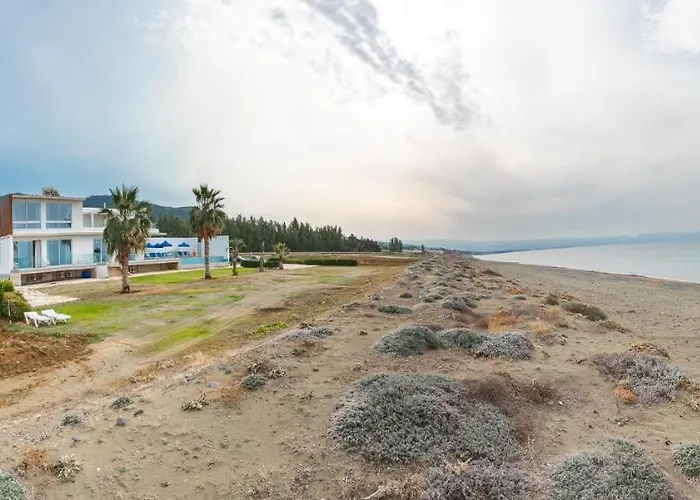 Seafront Sea Gem - Private Area & Infinity Pool Polis