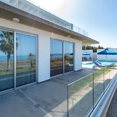 Seafront Sea Gem - Private Area & Infinity Pool Villa