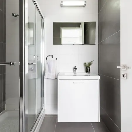 Seafront Sea Gem - Private Area & Infinity Pool * Polis