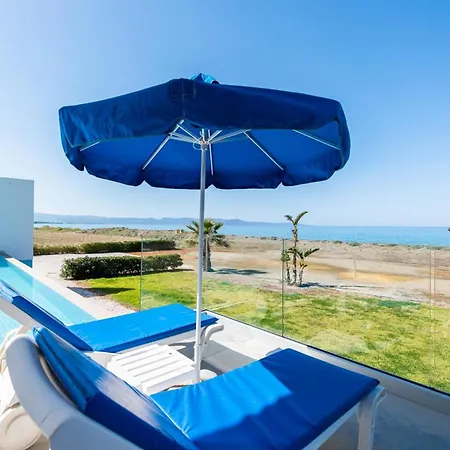 Seafront Sea Gem - Private Area & Infinity Pool